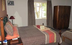 Van Rhyn Guest House