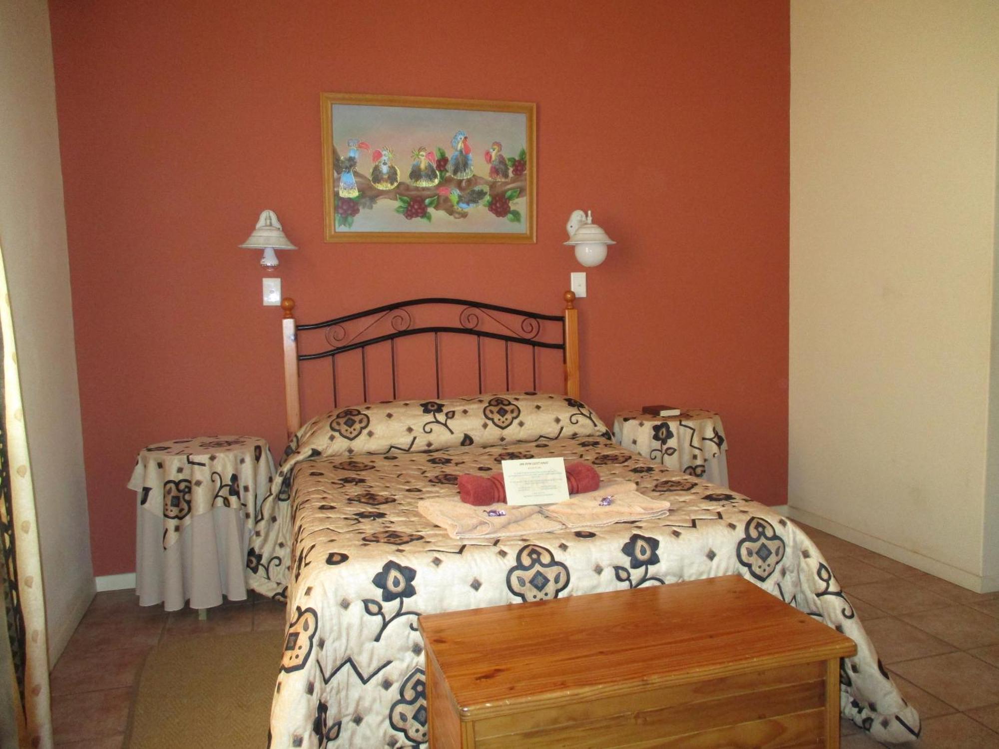 Van Rhyn Guest House Vanrhynsdorp Buitenkant foto