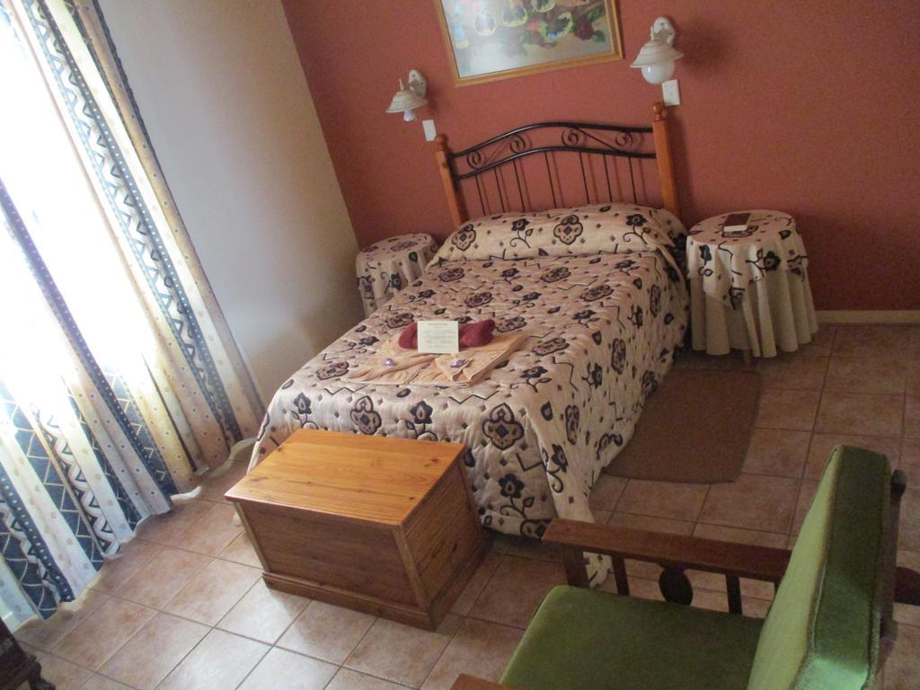 Van Rhyn Guest House Vanrhynsdorp Buitenkant foto