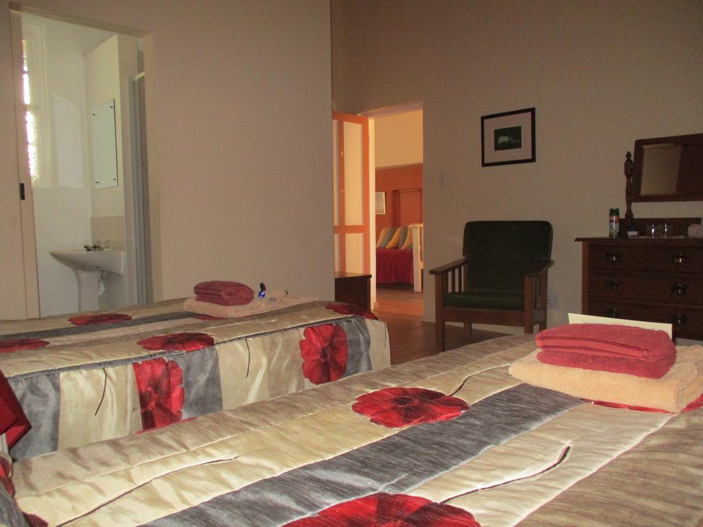 Van Rhyn Guest House Vanrhynsdorp Buitenkant foto