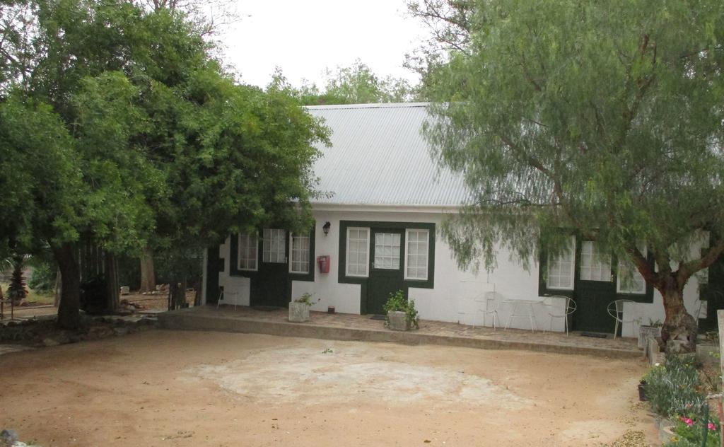 Van Rhyn Guest House Vanrhynsdorp Buitenkant foto
